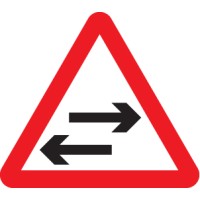 Two Way Traffic Crossing Ahead - Class RA1 - Temporary